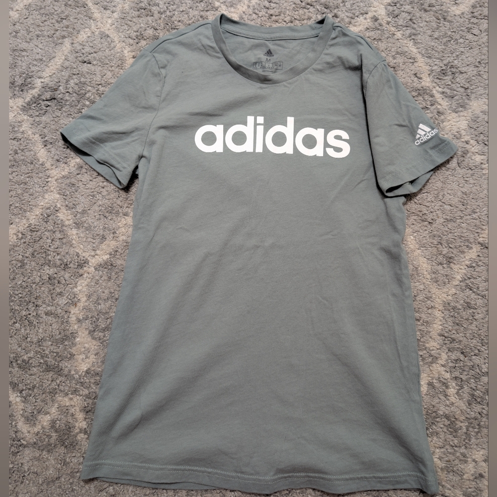 Adidas shirts - Picture 4 of 4